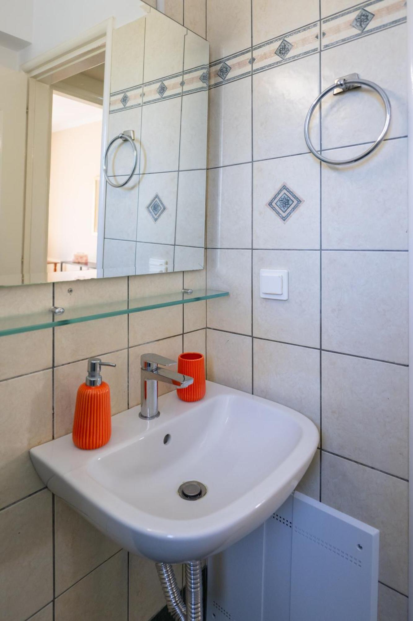 Vista Verde Studios & Apartments Свороната Екстер'єр фото